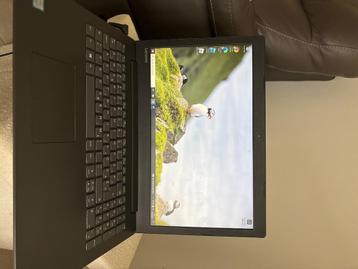 Lenovo laptop 15inch, 4GB ram, windows, 125GB geheugen beschikbaar voor biedingen