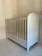 Babybed verstelbaar in hoogte, Ophalen, Zo goed als nieuw, Minder dan 140 cm, Lattenbodem