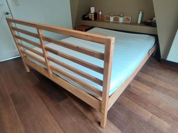 IKEA Tarva Bedframe, Huis en Inrichting, Ophalen, Zo goed als nieuw
