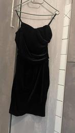 ROBE neuve élégante noire velours S, Vêtements | Femmes, Robes, Enlèvement ou Envoi, Neuf, Taille 36 (S), Noir