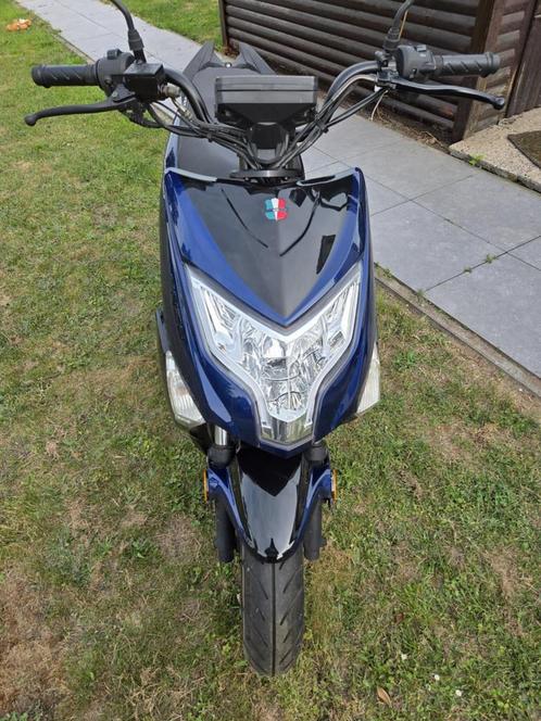 Blauwe scooter merk GTS ENZO A klasse 50cc, Fietsen en Brommers, Scooters | Peugeot, Zo goed als nieuw, Overige modellen, Klasse A (25 km/u)