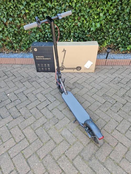 Step Xiaomi Electric Scooter 4, Fietsen en Brommers, Steps, Zo goed als nieuw, Elektrische step (E-scooter), Ophalen