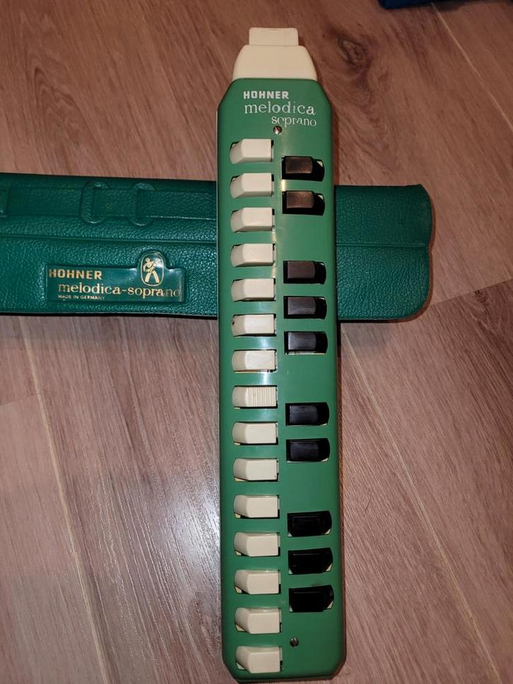 Melodica Hohner Soprano, Muziek en Instrumenten, Blaasinstrumenten | Blokfluiten, Gebruikt, Met koffer, hoes of etui, Ophalen