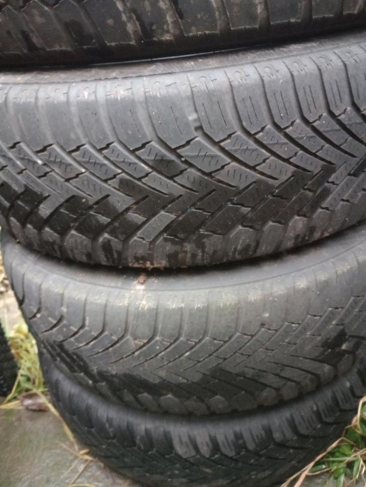 4 pneus hiver sur jantes (2 x 185/60 R15 & 2 x 165/65 R15), Autos : Pièces & Accessoires, Pneus & Jantes, Pneu(s), Pneus hiver