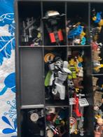Doos met lego minifiguren/helmen:haren /wapens /verkeer en, Ophalen of Verzenden, Zo goed als nieuw