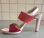 Tamaris pumps – maat 39 – goede staat, Ophalen of Verzenden, Zo goed als nieuw, Pumps