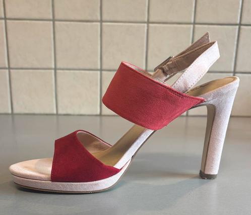 Tamaris pumps – maat 39 – goede staat, Kleding | Dames, Schoenen, Zo goed als nieuw, Pumps, Ophalen of Verzenden