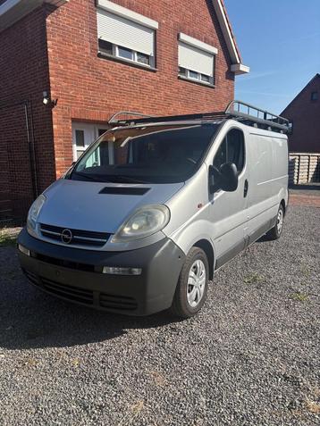 Opel Vivaro 1.9 diesel 216dkm 2006, Autos, Achat, Entreprise, Opel, Diesel