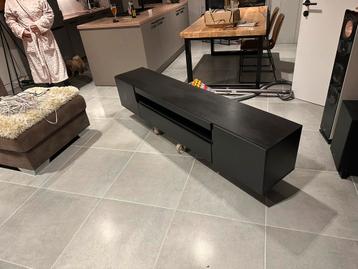 200 cm lang beschikbaar voor biedingen