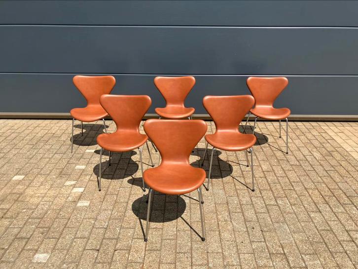 Fritz Hansen series 7 Vlinderstoelen in Cognac leder NIEUW!!, Huis en Inrichting, Stoelen, Ophalen of Verzenden
