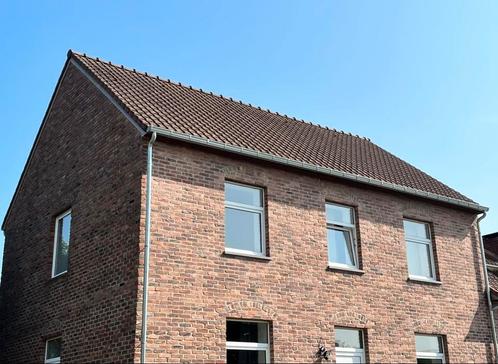 Appartement te genk met ruime tuin., Immo, Appartementen en Studio's te huur, Genk