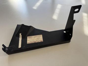 964.573.301.00 houderframe airco  beschikbaar voor biedingen