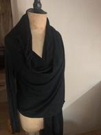 Trui/sjaal omslagdoek cache coeur, Kleding | Dames, Truien en Vesten, Ophalen of Verzenden
