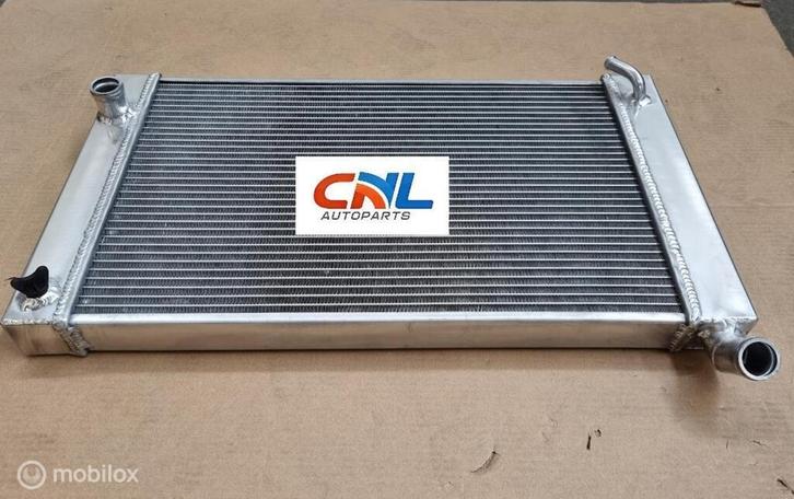 Radiateur SAAB 97 Sonett II/III V4 0.8L/1.5L/1.7L 1967-1974, Auto-onderdelen, Motor en Toebehoren, Nieuw, Ophalen of Verzenden