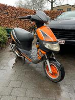 Keeway hurricane 2t b klasse brommer, Fietsen en Brommers, Ophalen, Zo goed als nieuw