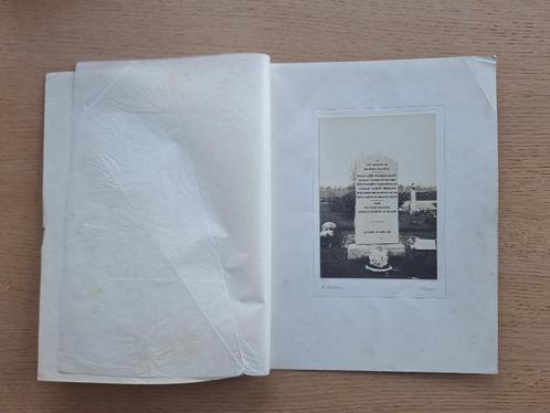 Foto grafsteen in Glasgow voor 2 Belgische soldaten WO1, Antiek en Kunst, Curiosa en Brocante, Ophalen of Verzenden
