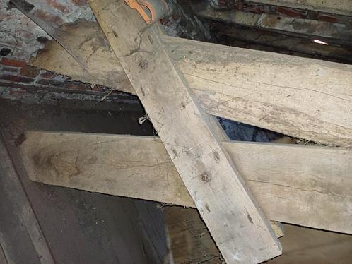 Eiken spanten en balken afkomstig uit een oude boerderij., Doe-het-zelf en Bouw, Hout en Planken, Eiken, 300 cm of meer, Ophalen