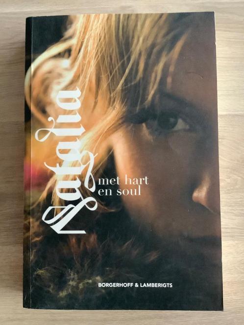 Natalia - Met Hart En Soul, Boeken, Muziek, Zo goed als nieuw, Artiest, Ophalen of Verzenden