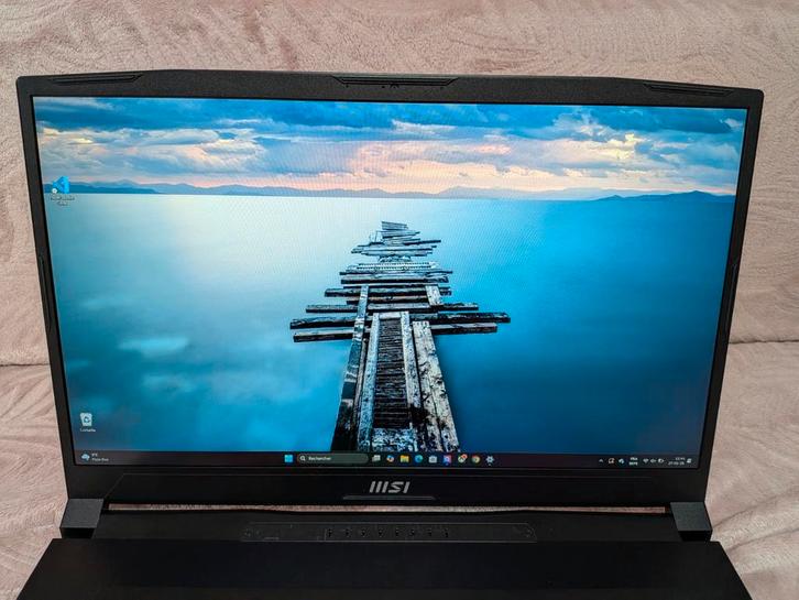 MSI Katana 17 B13V – RTX 4060 – i7-13620H – État comme neuf, Computers en Software, Windows Laptops, SSD, Azerty, Gaming, Ophalen