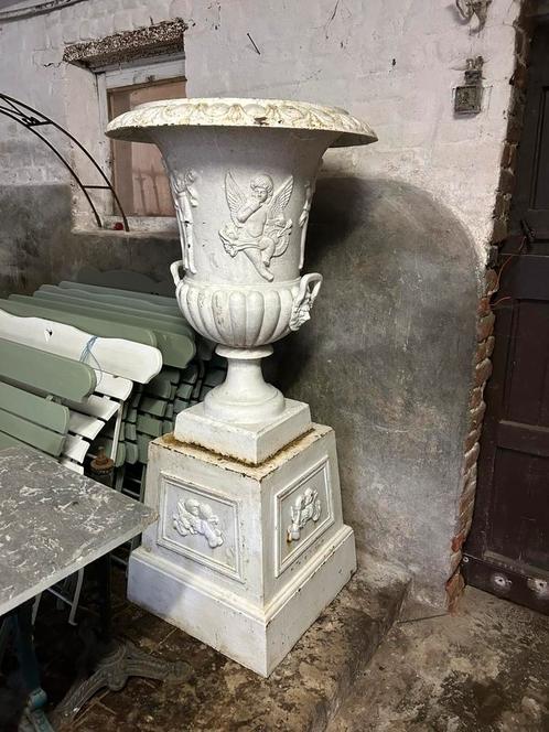 Koppel prachtige grote zware gietijzeren kasteelvazen 1m60, Tuin en Terras, Tuinvazen, Gebruikt, Ophalen
