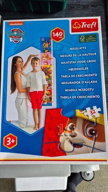 Puzzel meetlat beschikbaar voor biedingen