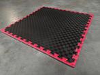 Tatami. Tatamis 1mx1mx2.6cm epaisseur. Mousse EVA Noir/Rouge, Neuf, Info@kriden.be, Enlèvement ou Envoi, Belgique
