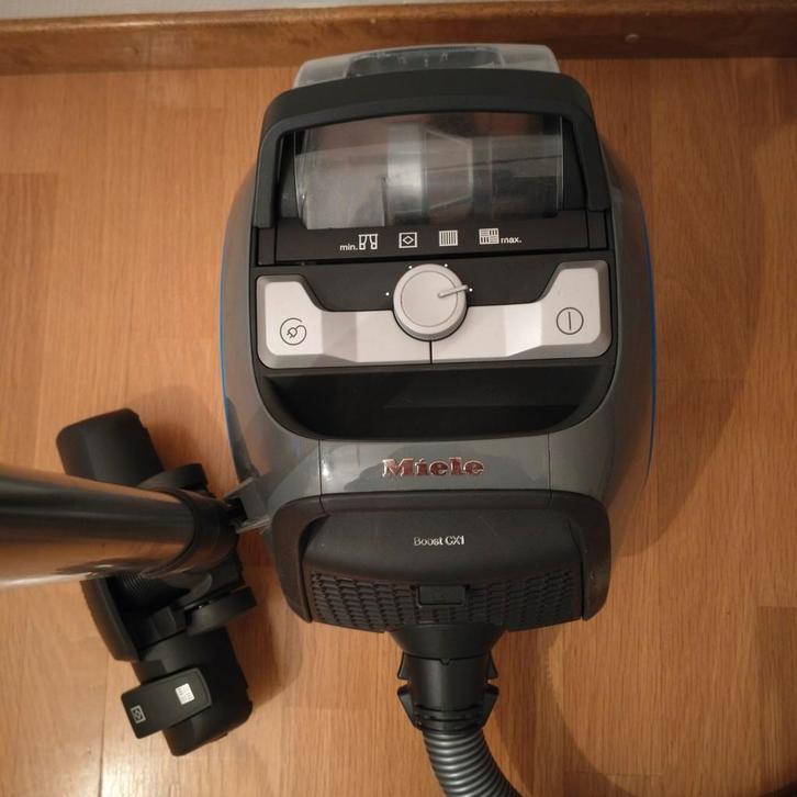 Miele Bosst Cx1 Zonder zak, Audio, Tv en Foto, Foto | Flitsers, Zo goed als nieuw, Ophalen of Verzenden