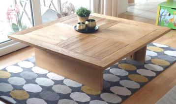 Eiken salontafel beschikbaar voor biedingen