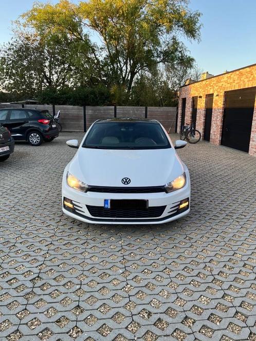 Scirocco R-Line 2014, Autos, Volkswagen, Particulier, Scirocco, ABS, Airbags, Air conditionné, Alarme, Bluetooth, Ordinateur de bord