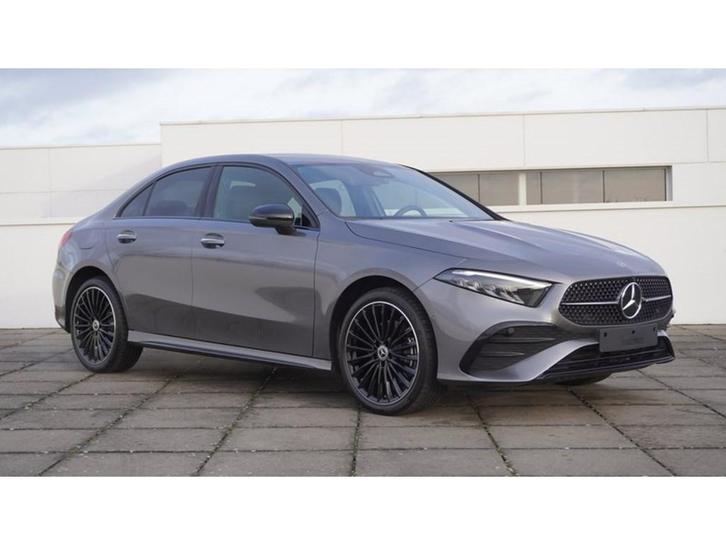Mercedes-Benz A 250 120kW 15895km 2023, Auto's, Mercedes-Benz, Bedrijf, A-Klasse, ABS, Adaptieve lichten, Adaptive Cruise Control