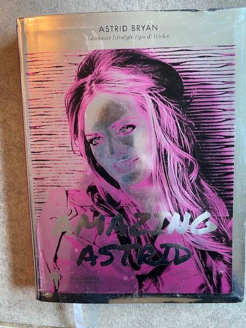 AMAZING ASTRID  lifestyle tips & trickx   NIEUWSTAAT, Boeken, Mode, Zo goed als nieuw, Ophalen of Verzenden