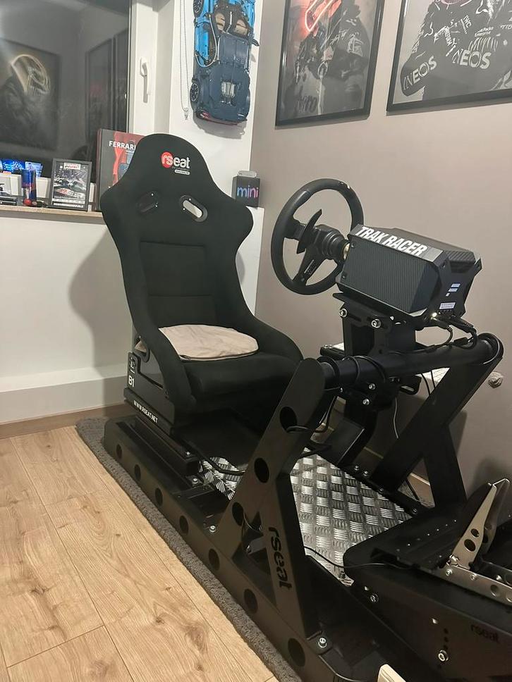 Chassis simracing, Consoles de jeu & Jeux vidéo, Consoles de jeu | Sony Consoles | Accessoires, Utilisé, PlayStation 5, Playseat ou Siège de jeu