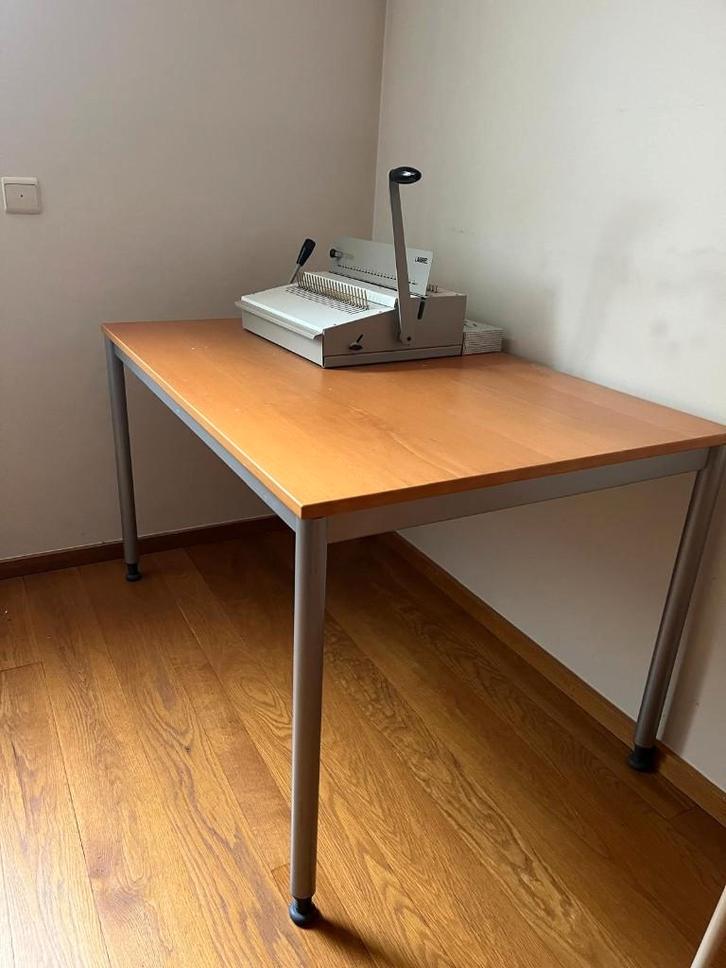 Petite table multifonctionnelle — IKEA, Maison & Meubles, Tables | Tables à manger, Comme neuf, Enlèvement