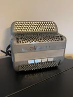 Mengascini F6 accordeon, Musique & Instruments, Accordéons, Autres marques, Comme neuf, Enlèvement, 120 basses