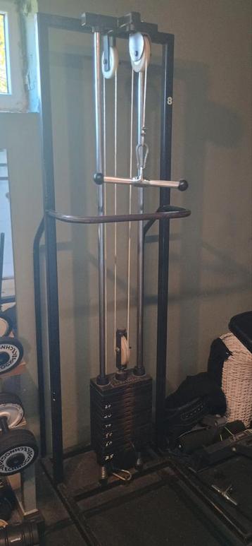 lat pulldown/low pulley beschikbaar voor biedingen