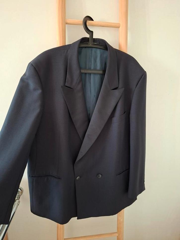 Yves Saint Laurent zwart/blauw voor kostuumjas/smoking, Kleding | Heren, Kostuums en vesten, Blauw, Ophalen of Verzenden