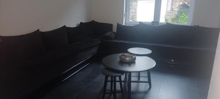 Salon marocain avec faces noires brillant, Huis en Inrichting, Zetels | Complete zithoeken, Gebruikt, Hout, Stof, Ophalen