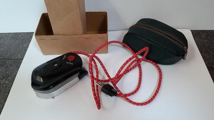 Mini Fer à repasser de voyage Vintage, Collections, Collections Autre, Comme neuf, Enlèvement ou Envoi