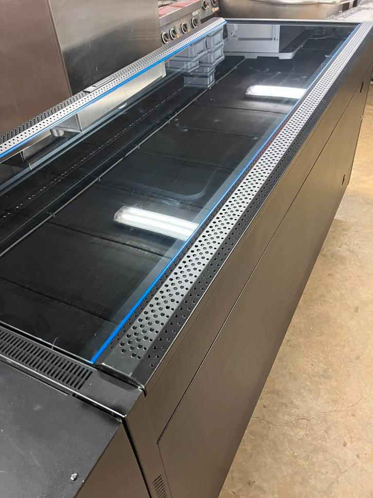 42U patchkast/datakast met glazen voordeur in nieuwstaat., Computers en Software, Serverkasten, Zo goed als nieuw, Glas, Geperforeerd