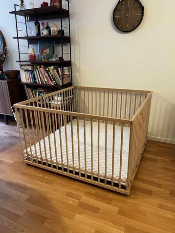 Parc bébé 120cm x 120cm (pour jumeaux), Enlèvement, Utilisé, Carré, Réglable en hauteur