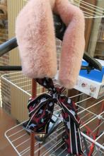 Bontje nieuw (50 cm) roze met knooplint (2x56 cm), Kleding | Dames, Ophalen of Verzenden, Nieuw, Maat 42/44 (L), Sjaal