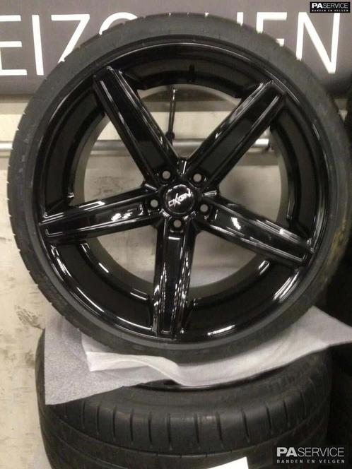 Nw 22 inch Gloss BLack Porsche Cayenne MY2019 set incl Pirel, Auto-onderdelen, Banden en Velgen, Banden en Velgen, Zomerbanden