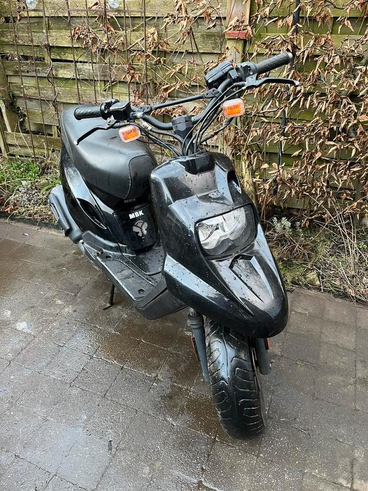 Mbk booster naked spirit 2011, Vélos & Vélomoteurs, Scooters | Yamaha, Comme neuf, Enlèvement