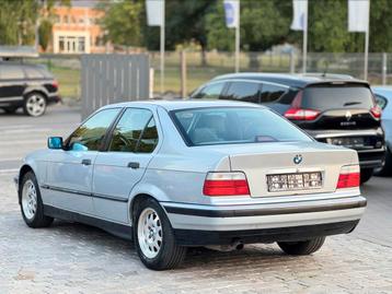 Bmw 320i e36 met 6 Cilinders ** 125.000 km ** Airco ** beschikbaar voor biedingen