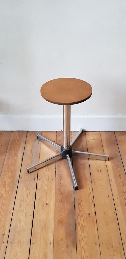 Tabouret Vintage 1970 - Chrome et Bois - Assise tournante, Collections, Rétro, Maison et Meubles, Enlèvement ou Envoi