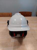 MSA helm met peltor Optime III oorkappen, Doe-het-zelf en Bouw, Veiligheidshelmen, Zo goed als nieuw, Ophalen