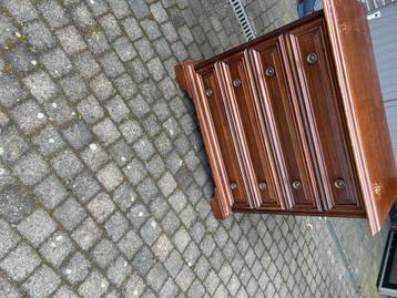 Commode op te frissen  beschikbaar voor biedingen