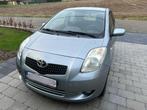 Toyota Yaris 1.3 VVTI luna pack, Auto's, Te koop, Zilver of Grijs, Stadsauto, Benzine