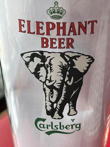 Elephant Beer. beschikbaar voor biedingen