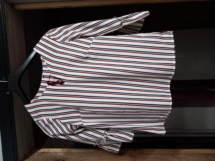 Chemisier 38, Vêtements | Femmes, Blouses & Tuniques, Neuf, Rouge, Enlèvement ou Envoi